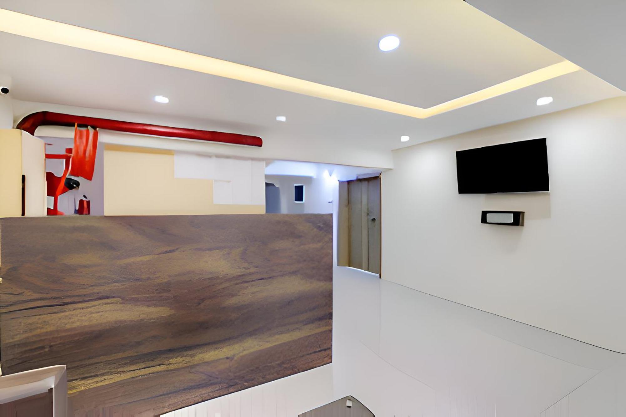 Hotel Blue Leaf Rajkot Dış mekan fotoğraf